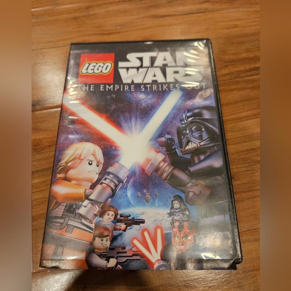 LEGO Star Wars: The Empire Strikes Out DVD with Vibrant Cover